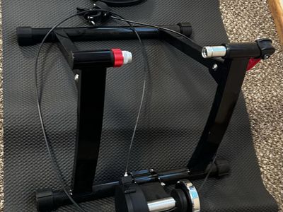 Indoor Bike Trainer w/ Front Wheel Riser Block - Enhance Your Cycling Workouts