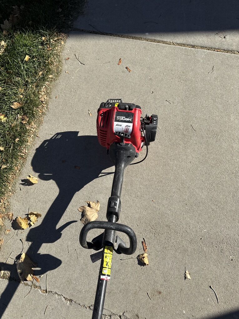 Gas Powered Hyper Tough Weedwhacker