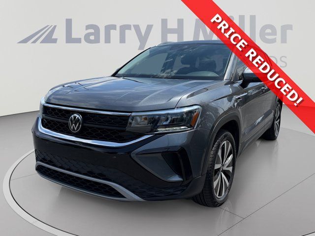 2023 Volkswagen Taos SE 4Motion