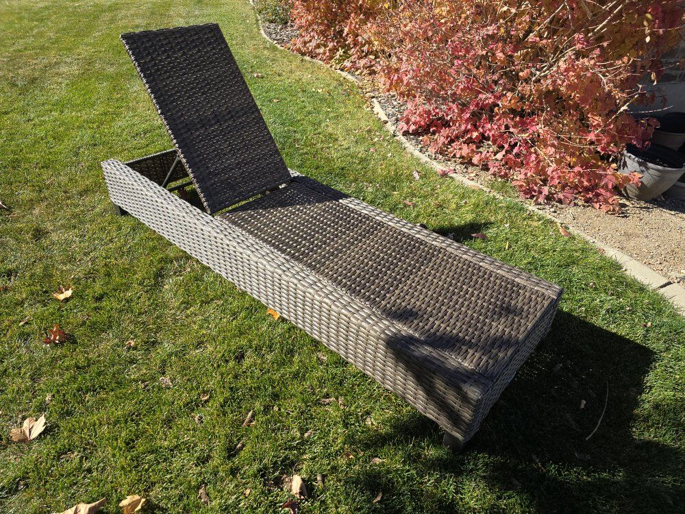 Outdoor Wicker Chaise Lounge