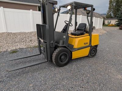 Yale GLP060 Propane Forklift - 6,000 lb Capacity pneumatic tire