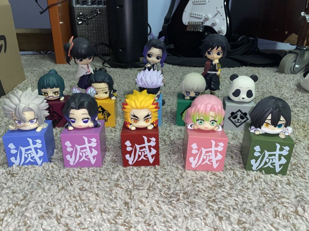 Demon Slayer & Jujutsu Kaisen Figurines