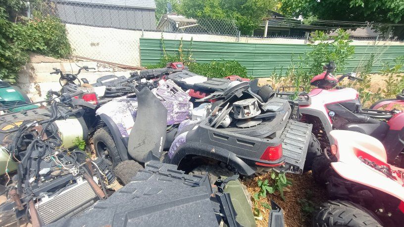 Polaris ATVs for parts or sell