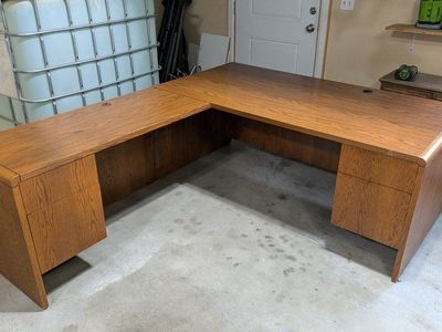Large Wooden Executive L-Shaped Office Desk with Built-in Drawers