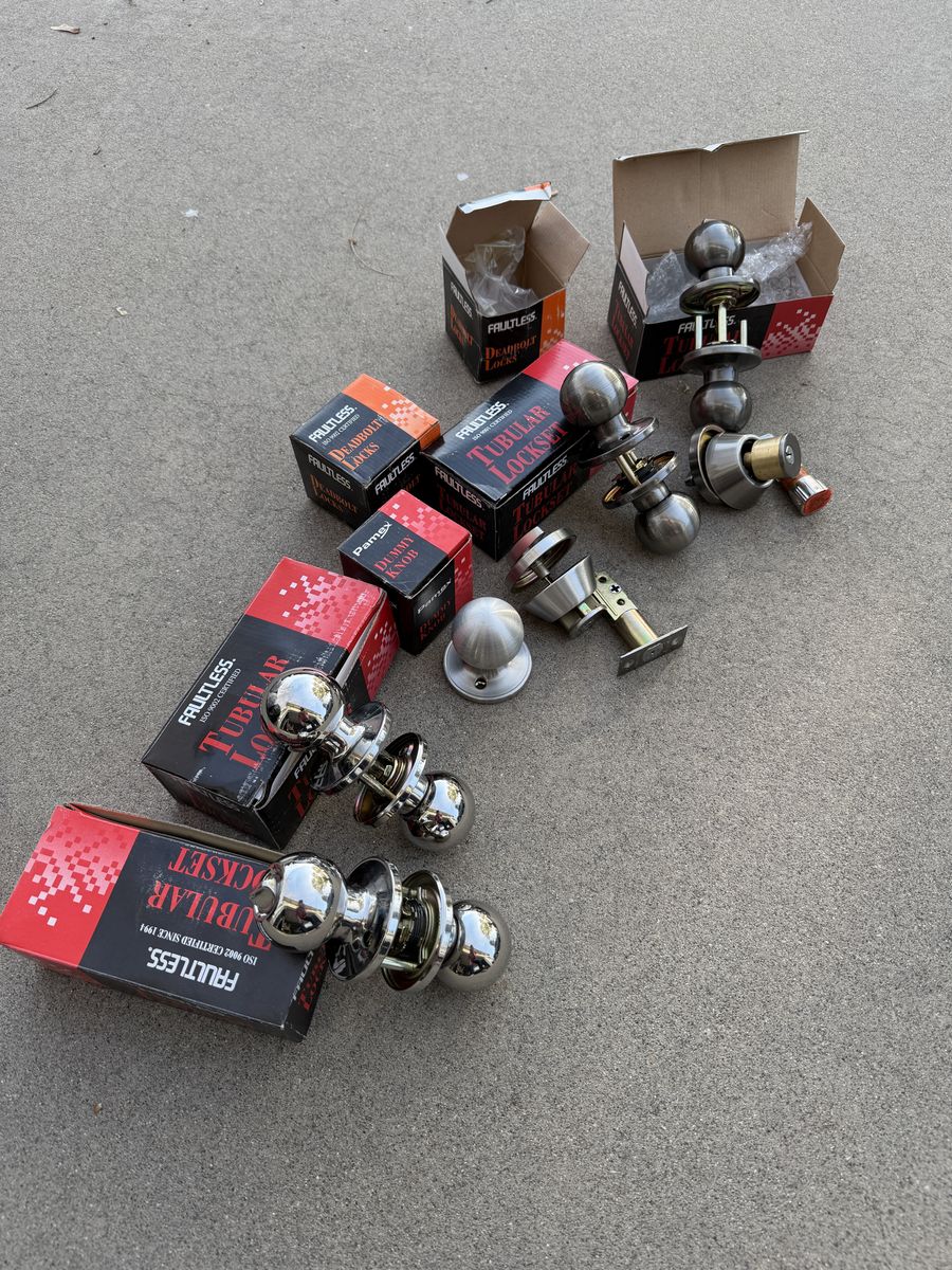 Interior Hardware - Door Knobs, Closet Rods, etc.