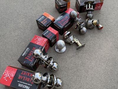 Interior Hardware - Door Knobs, Closet Rods, etc.