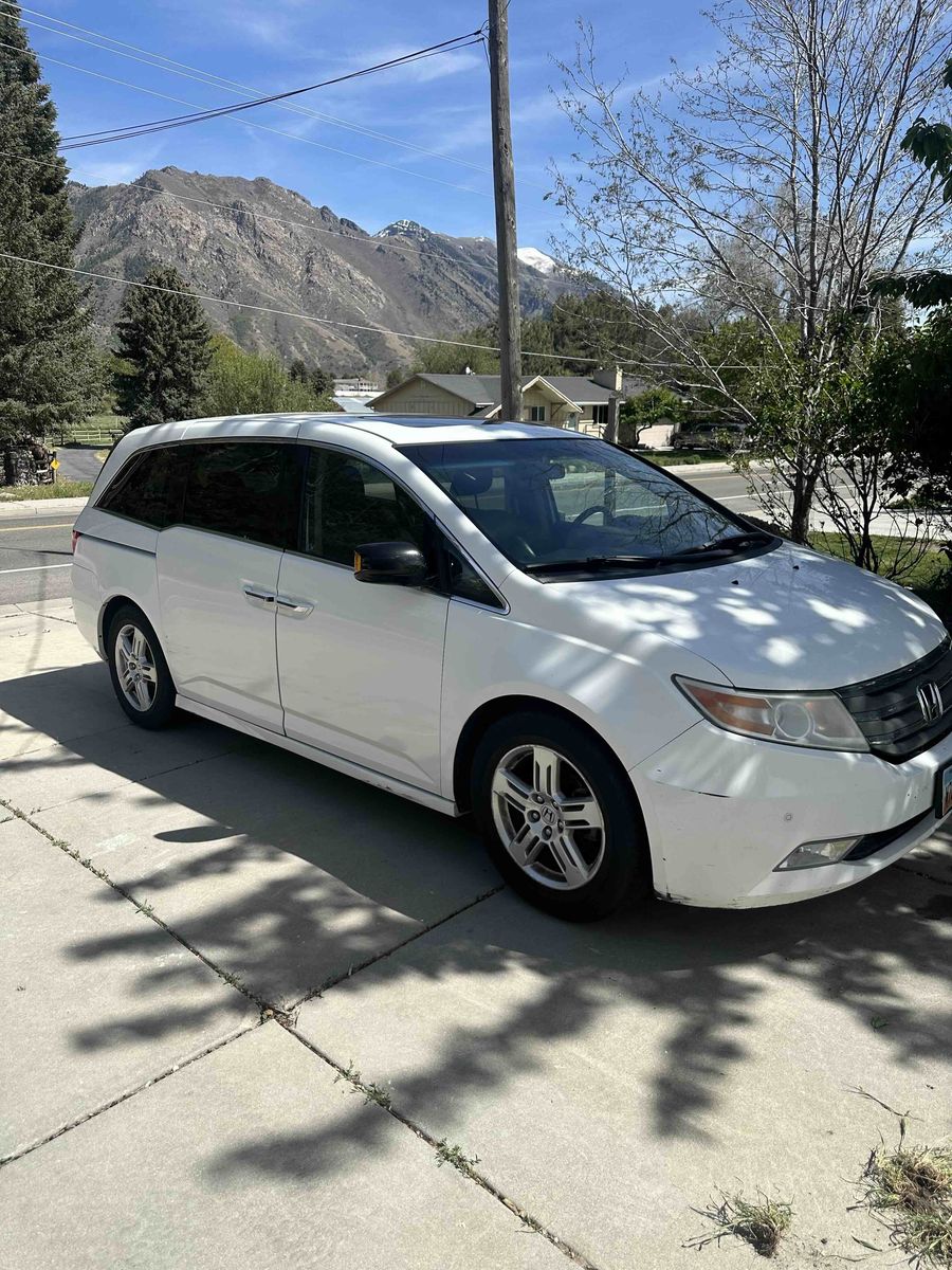 2011 HONDA ODYSSEY