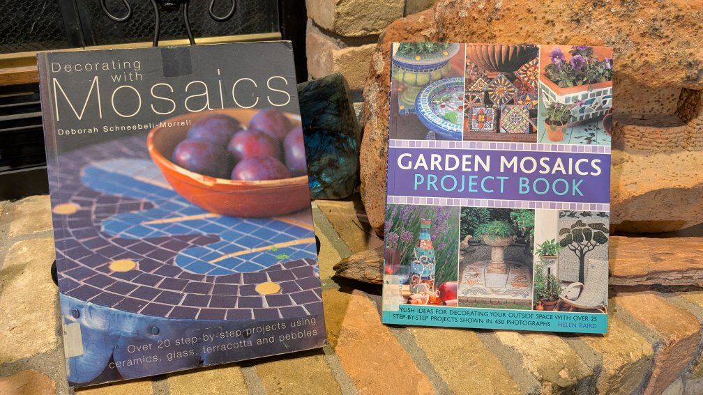Set Of 2 Mosaics Books: Garden Mosaics And Decorat