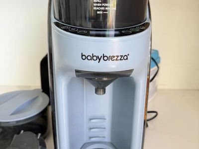 Baby Brezza Formula Pro
