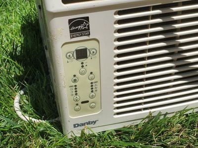 3 Window unit air-conditioners