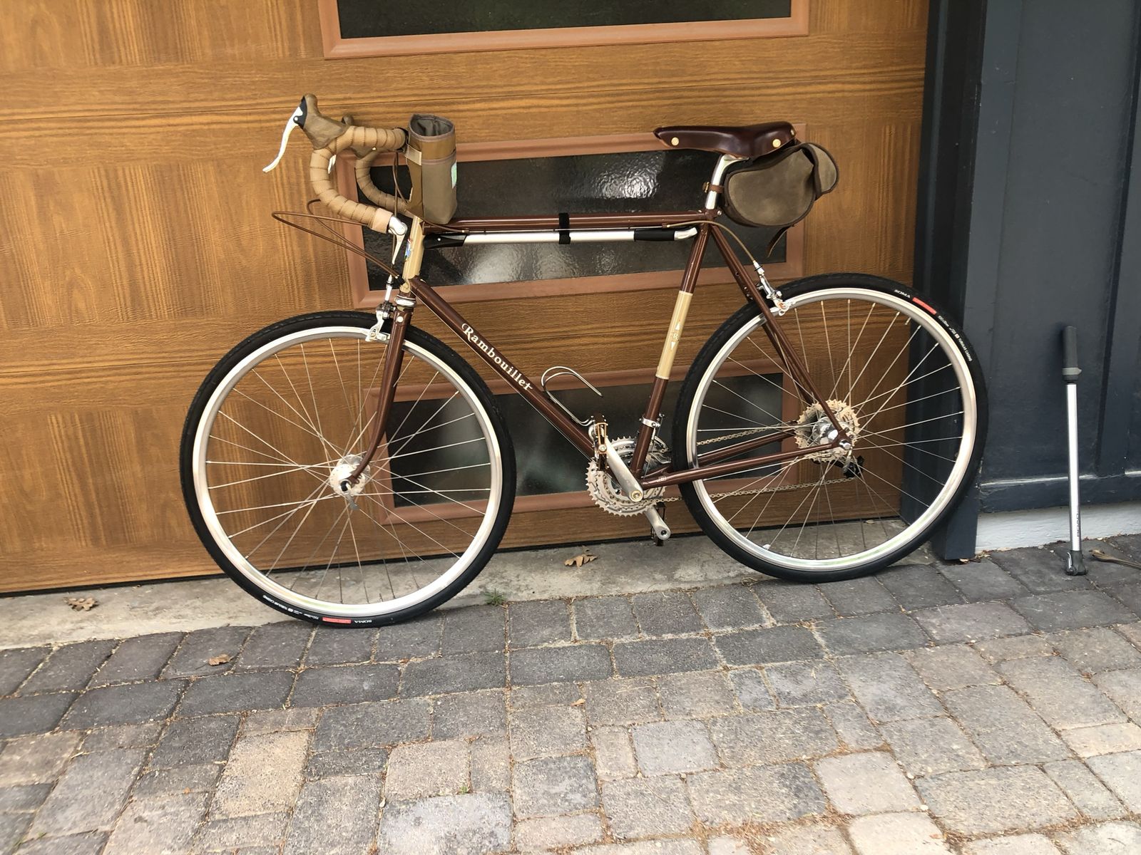Rivendell Rambouillet - great condition!