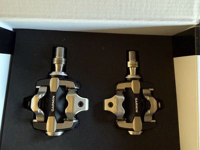 Garmin Rally XC200 dual power meter pedals