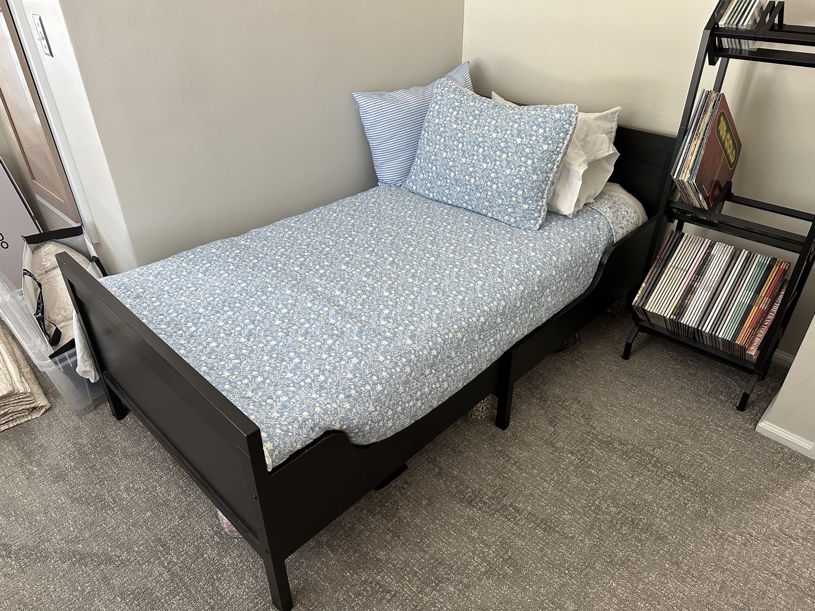 Black Wooden Twin Bed Frame with Low Footboard and Headboard