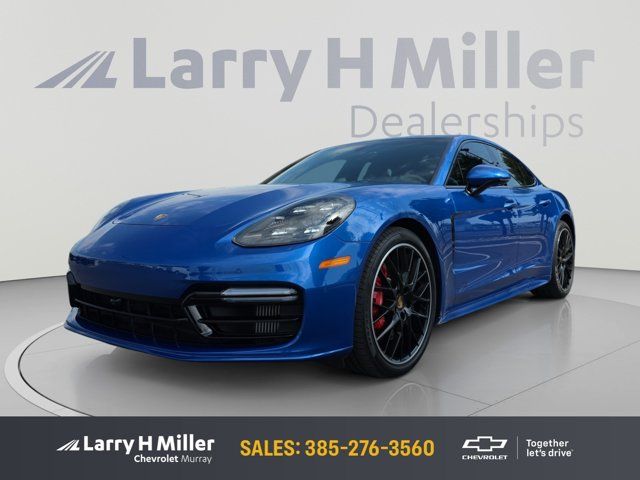 2019 Porsche Panamera GTS