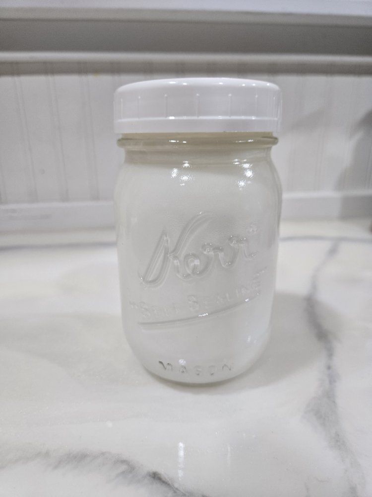 Raw Goats Milk