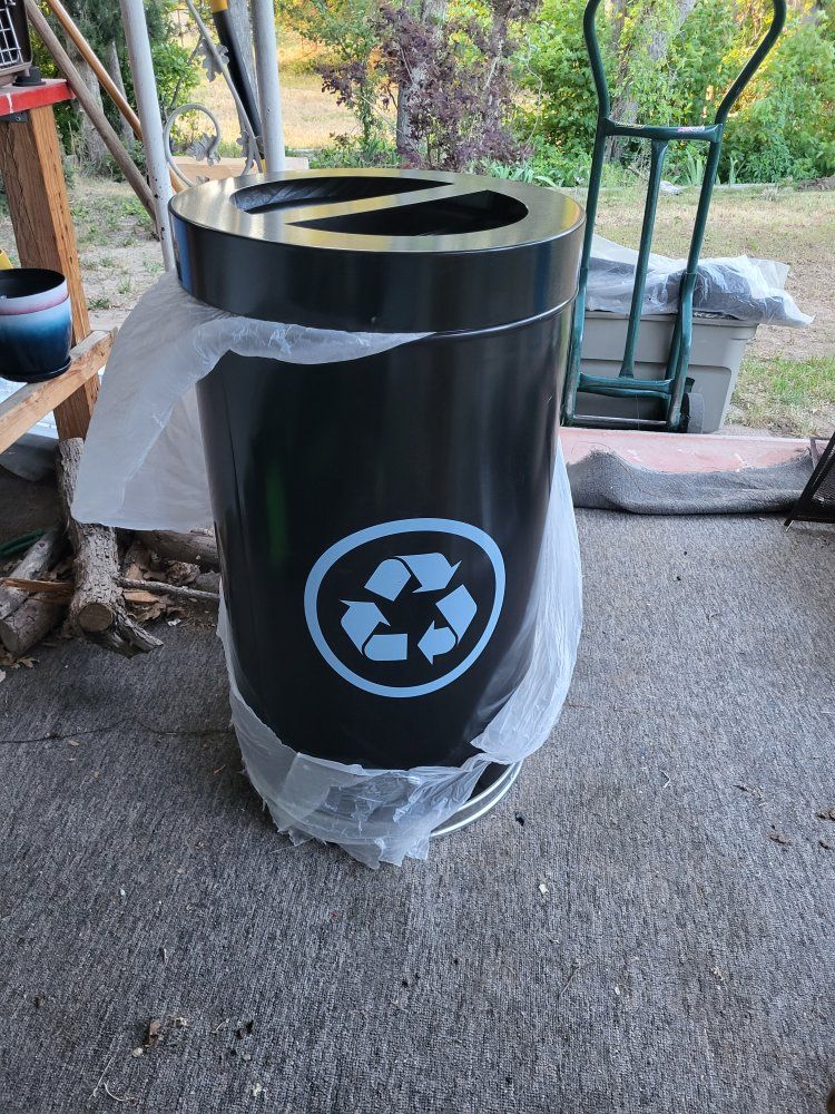 WITT Industries 18 Gal. Black Steel Recycling Trash Can with Built-in Lid & Liner