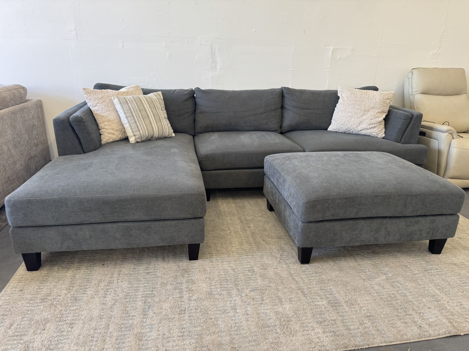 GRAY COSTCO SECTIONAL SOFA COUCH & OTTOMAN