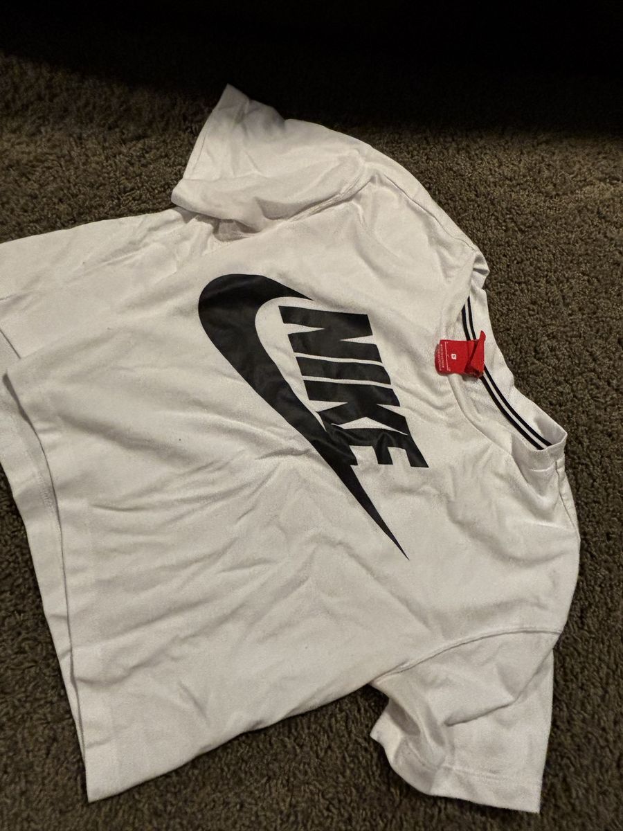 Nike Women's White Cropped T-Shirt with Black Logo - Size Small