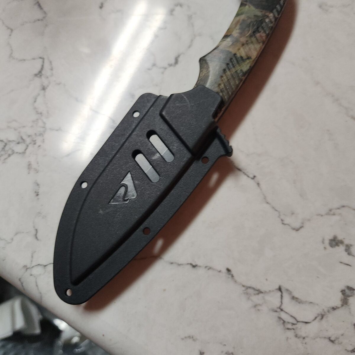 camouflage knife