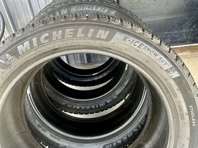 MICHELIN X-ICE 275/45/22 Winter Snow Tires