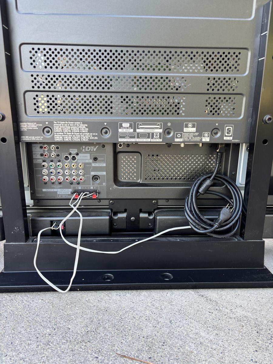 Main image 4