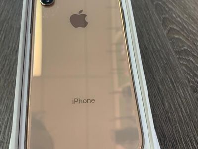Iphone XS 64gb - Unlocked