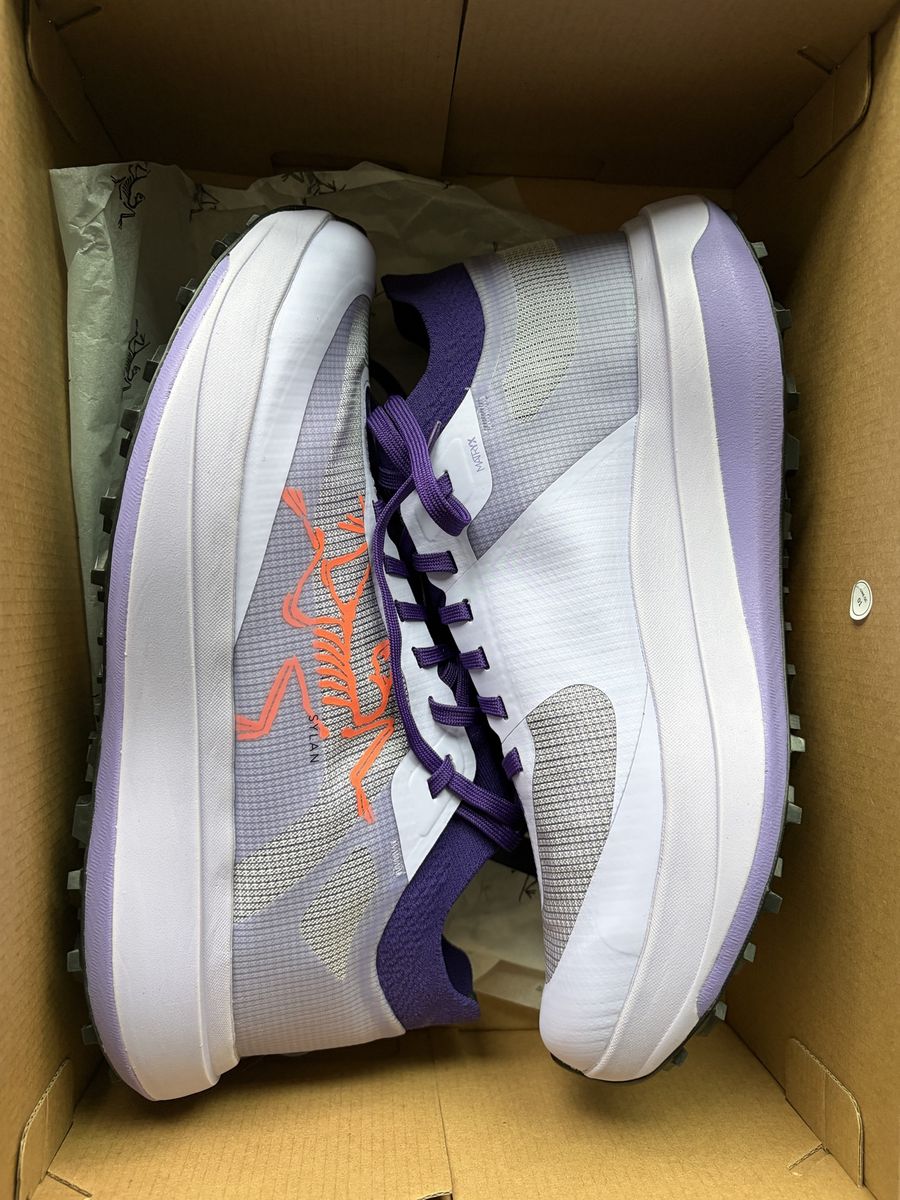 NEW In Box: Arc'teryx Sylan Pro Women's Mountain Running Shoes (Size 9.5)