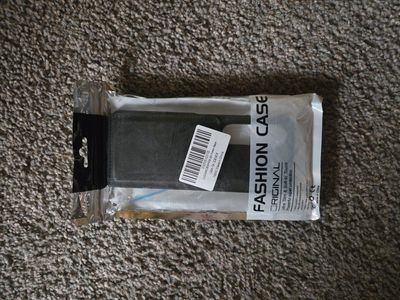 NEW Samsung Galaxy Z Fold4 Slim Case - Black