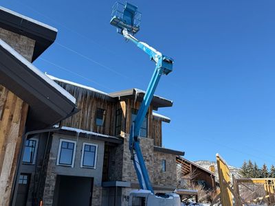 BOOM LIFT - GENIE Z45/25J. RENTAL
