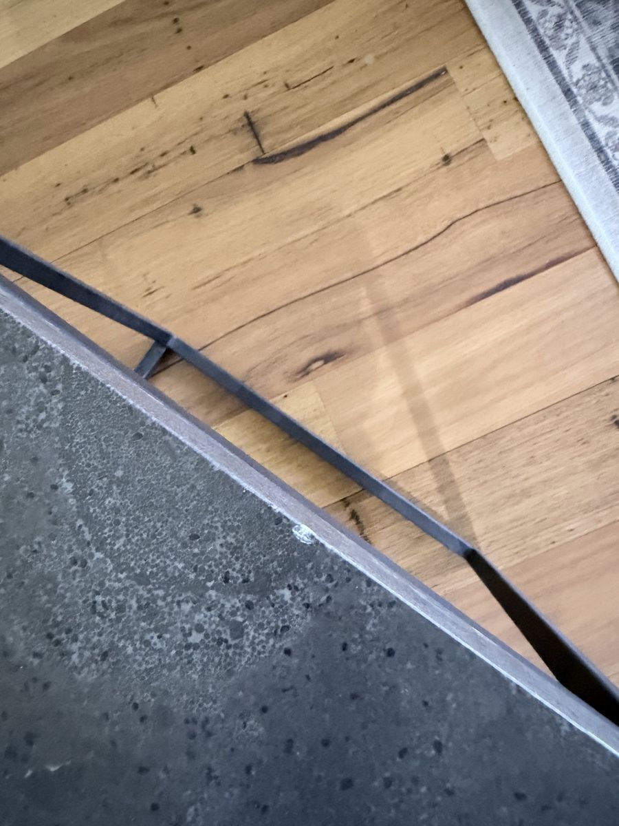 Main image 6