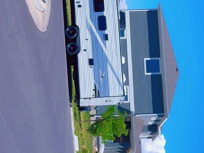 Spacious Furnished Room Available – Safe & Clean Home