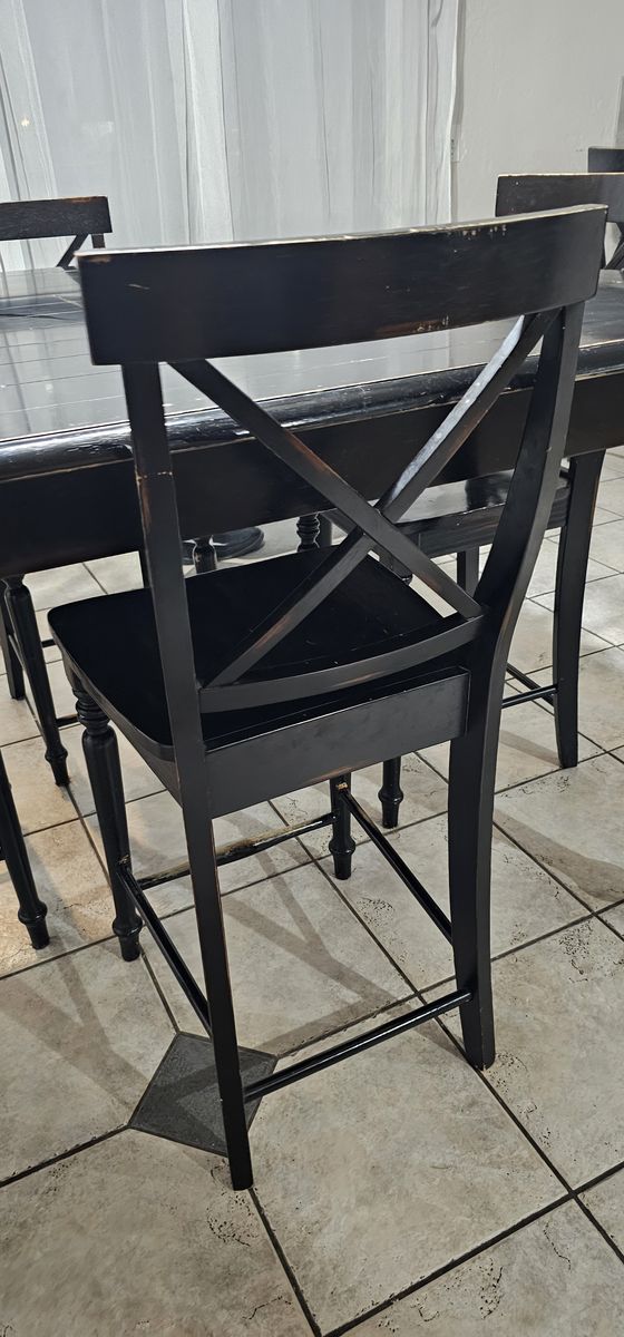Black 5ft table and four chairs