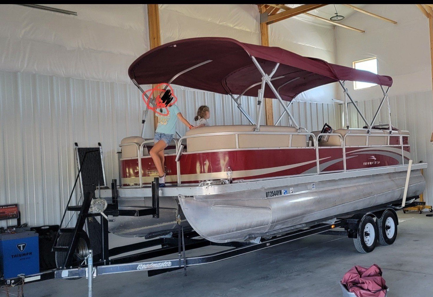 2011 Bennington SLI24