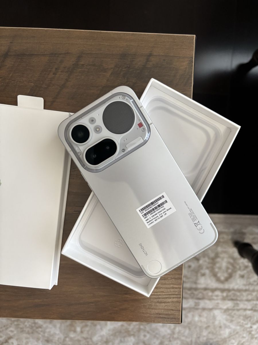Nothing Phone (4a) Pro 256GB Silver Unlocked Smartphone with Box