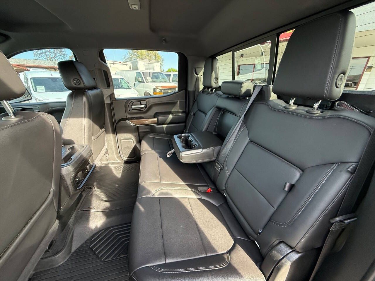 Main image 20