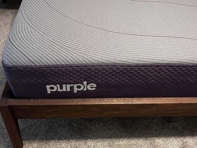 Queen, Purple Restore Premier, Excellent condition