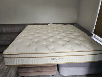 Saatva Plush Soft King Mattress 11.5”