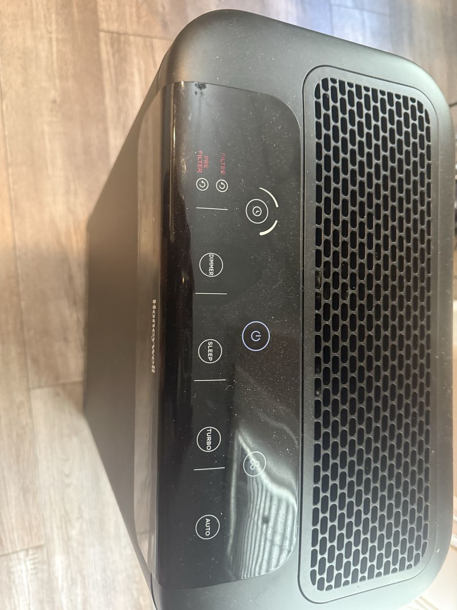 Honeywell HPA600B True HEPA Air Purifier - $100