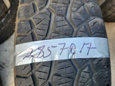 285/70r17 pathfinder all terrain