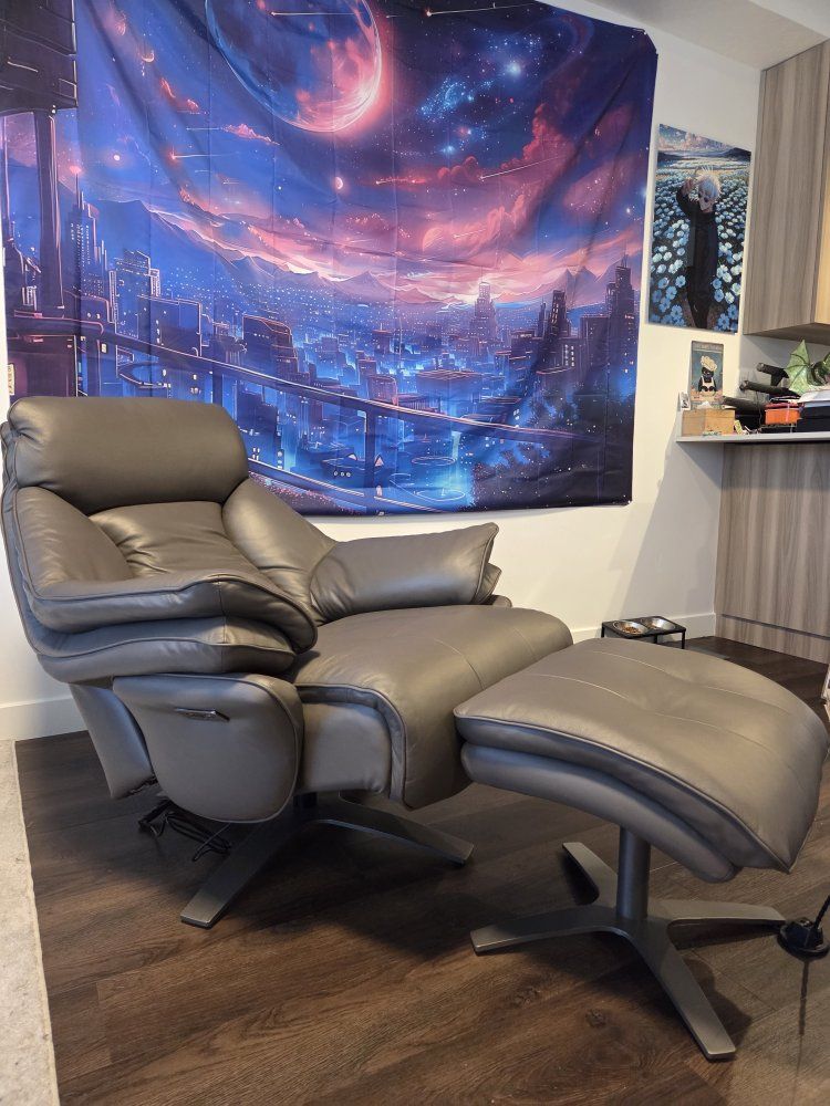 Stressless Mayfair Classic Power Back Recliner Chair & Ottoman - Gray Leather