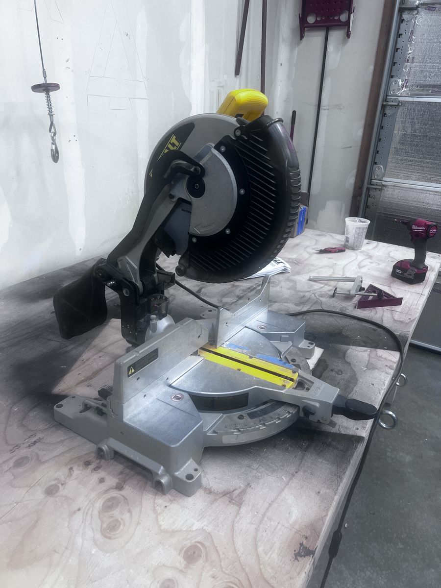 Dewalt miter saw