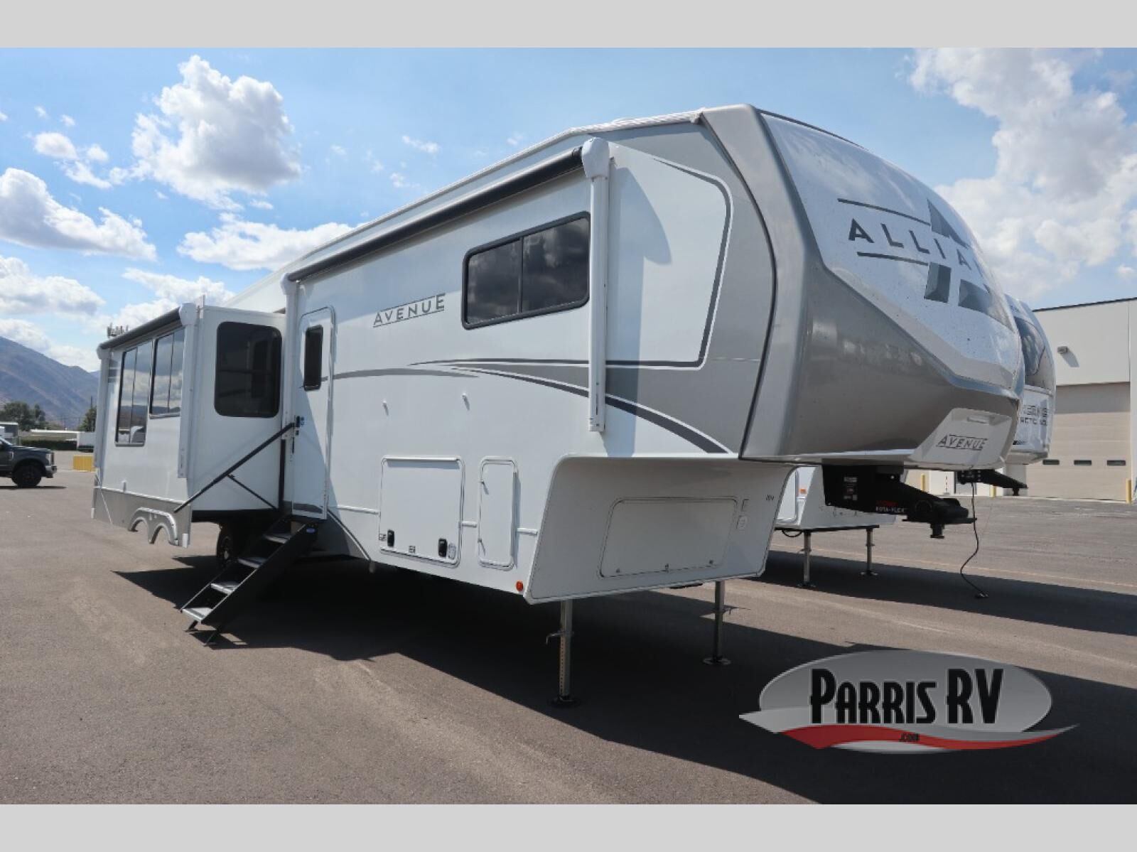 New 2026 Alliance RV Avenue 35RKS