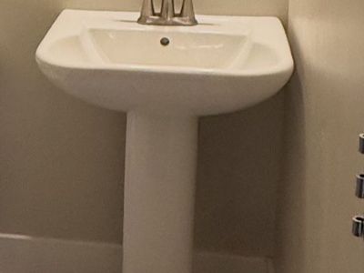White Porcelain Pedestal Bathroom Sink - 3-Hole Faucet Mount