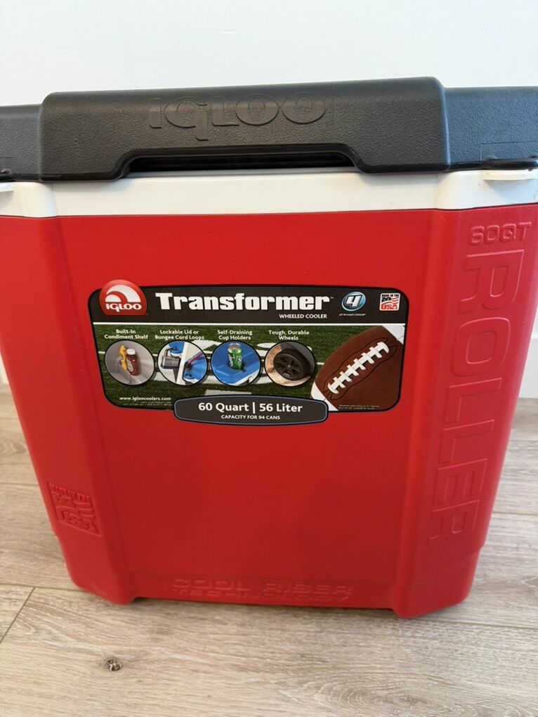 60 Quart  Igloo  Transformer Cooler On Wheels