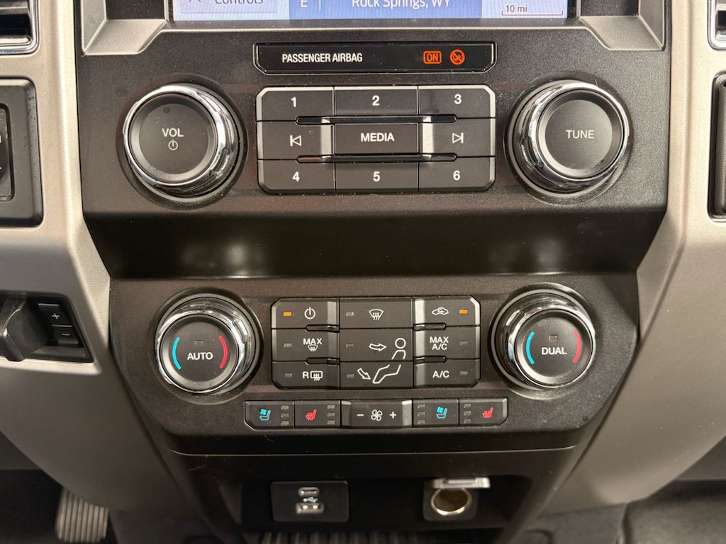 Main image 30