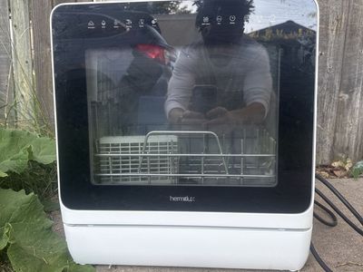 Hermitlux Countertop RV Dishwasher - Portable, Water Hookup & Tank, White