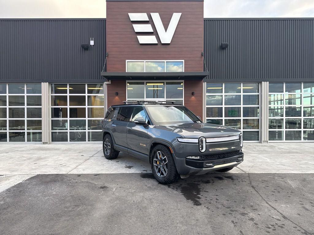 2022 Rivian R1S Launch Edition