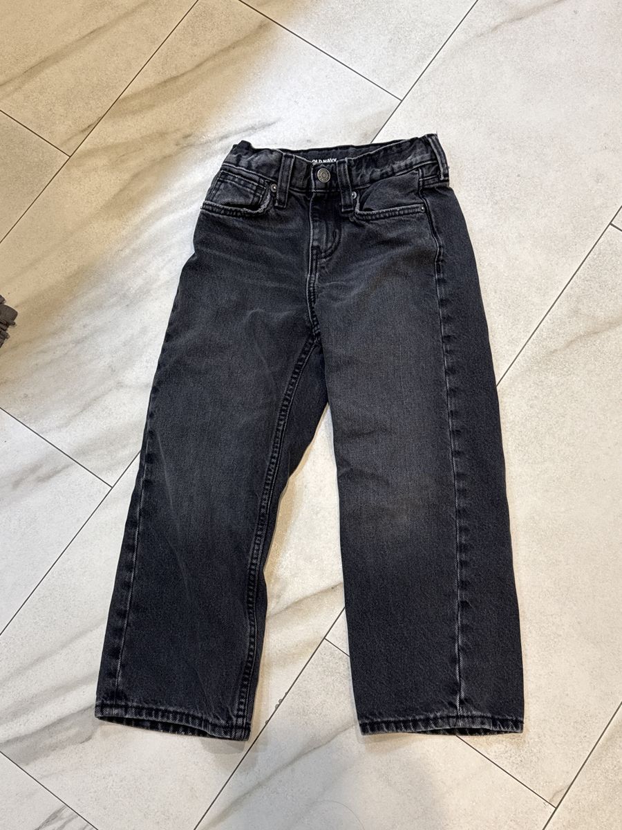 Old Navy size 6 baggy jeans