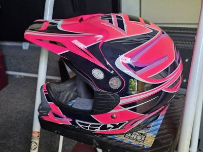 youth helmets read description for price
