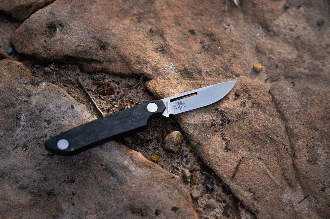 Day six dragonfly fixed blade knife- two knives in one